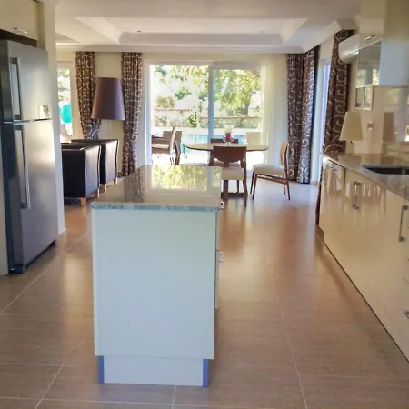 Stardust Villa *